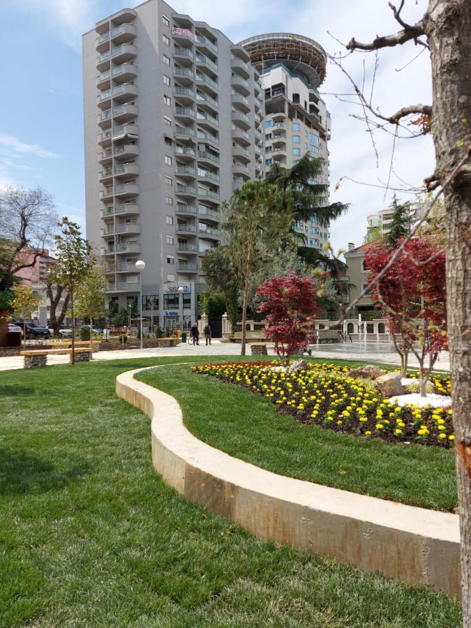 Mulaj Hotel Тирана Екстер'єр фото