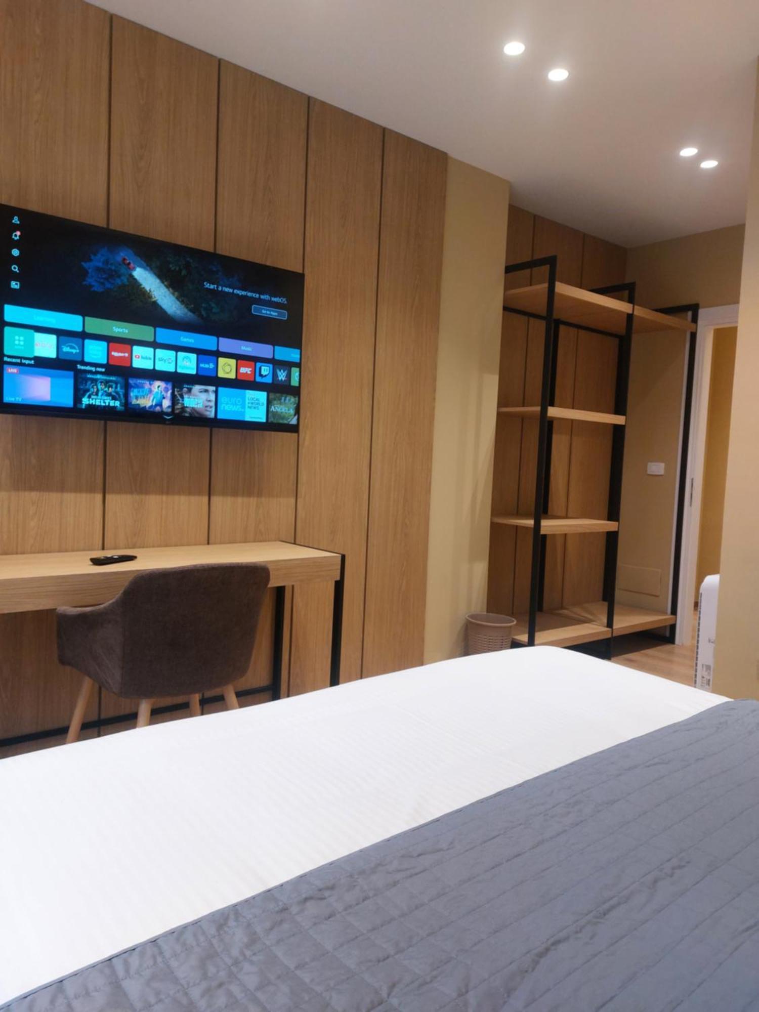 Mulaj Hotel Тирана Екстер'єр фото