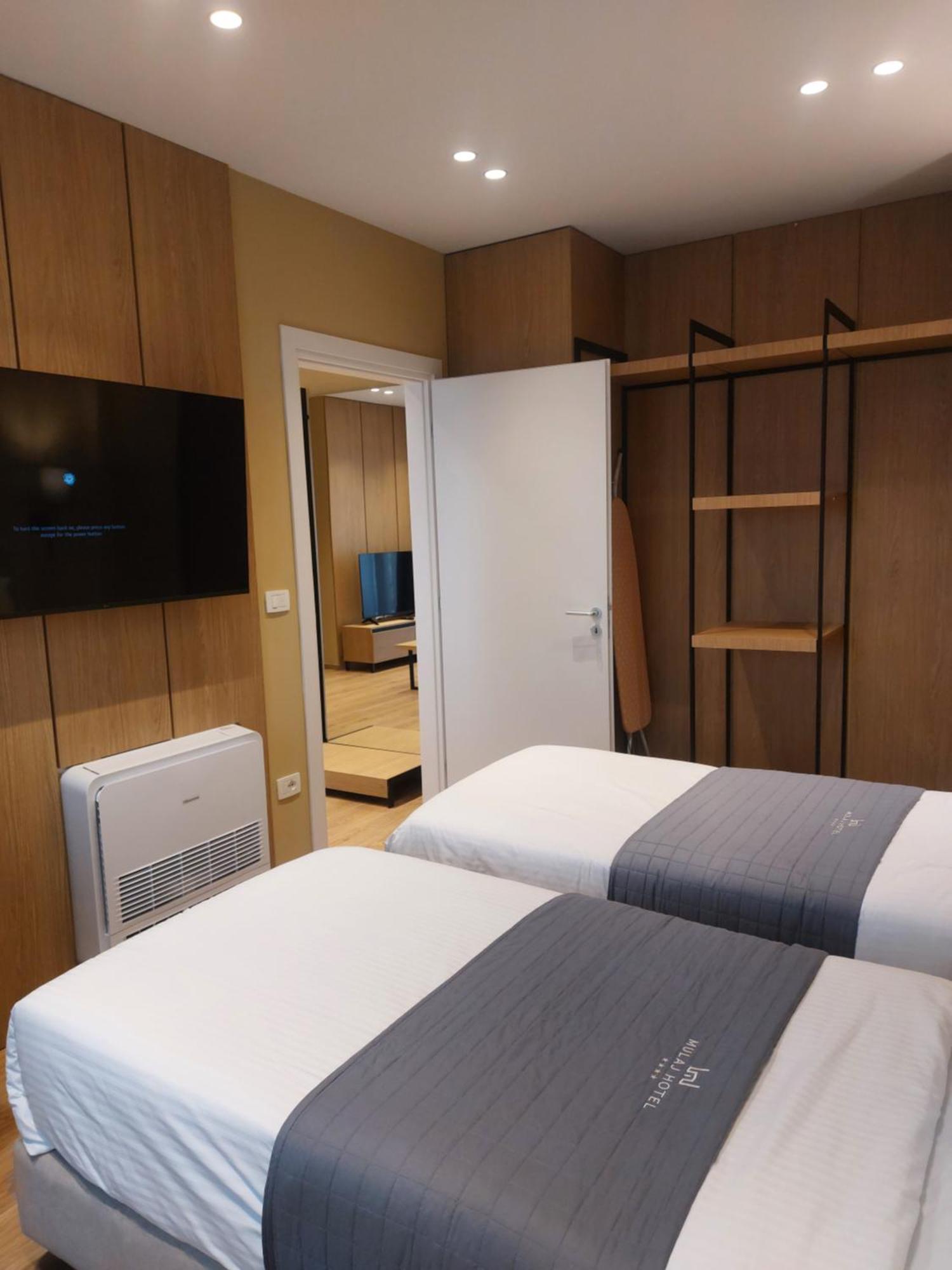 Mulaj Hotel Тирана Екстер'єр фото
